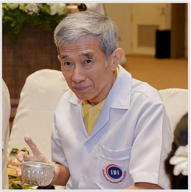 about-per_03.jpg (32 KB)